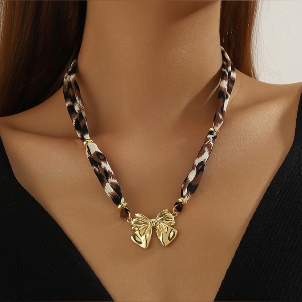 Elegant Gold Bow Pendant Leopard Scarf Necklace